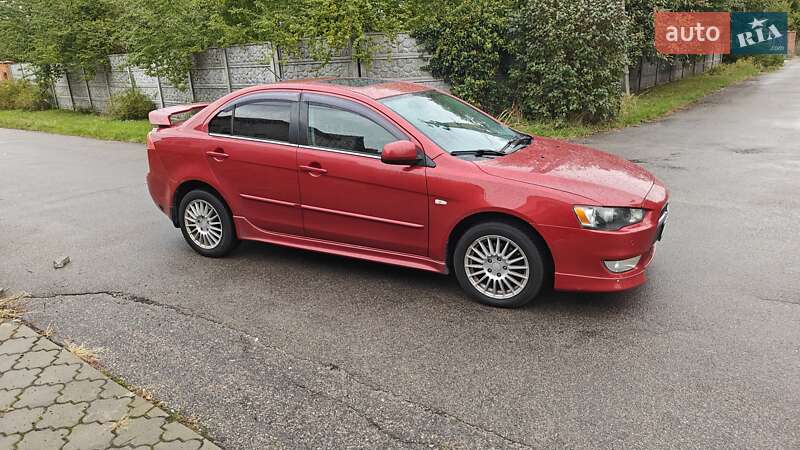 Седан Mitsubishi Lancer 2007 в Киеве