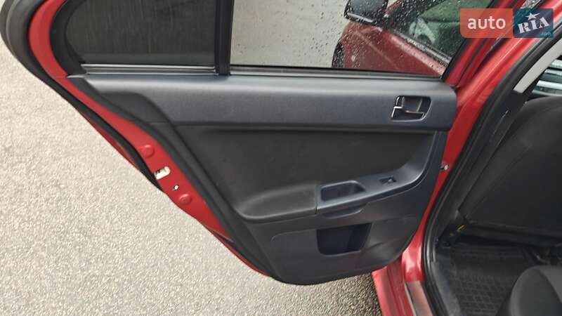 Седан Mitsubishi Lancer 2007 в Киеве