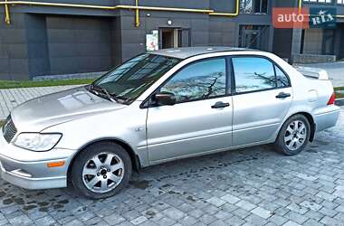 Седан Mitsubishi Lancer 2002 в  фото 3 Седан Mitsubishi Lancer 2002 в
