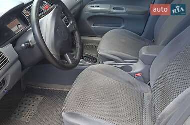 Седан Mitsubishi Lancer 2002 в  фото 6 Седан Mitsubishi Lancer 2002 в