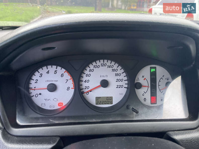 Седан Mitsubishi Lancer 2006 в Черновцах