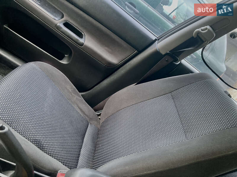 Седан Mitsubishi Lancer 2006 в Черновцах