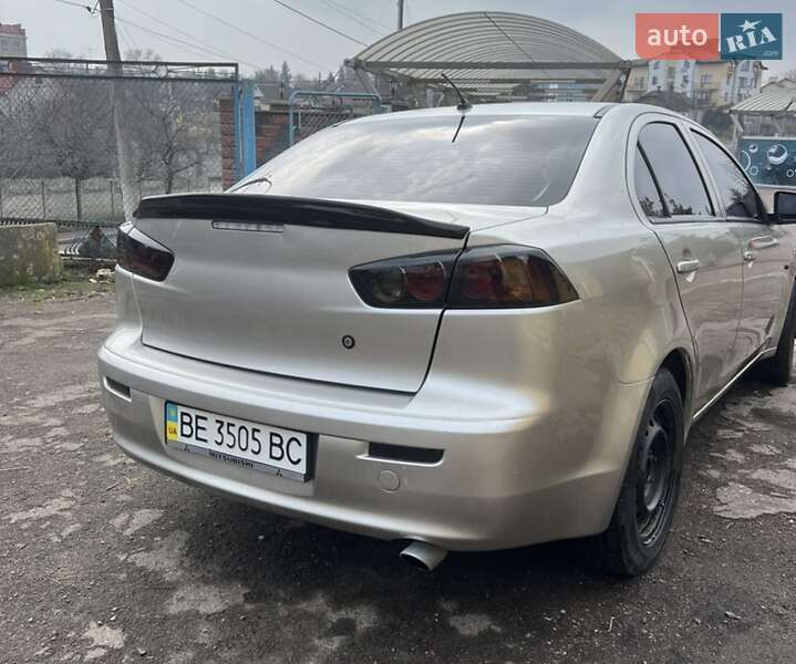 Седан Mitsubishi Lancer 2012 в Виннице