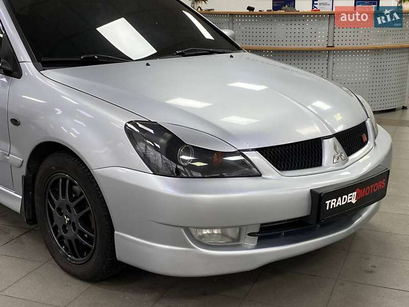 Седан Mitsubishi Lancer 2007 в Киеве