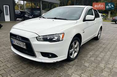 Хэтчбек Mitsubishi Lancer 2011 в 