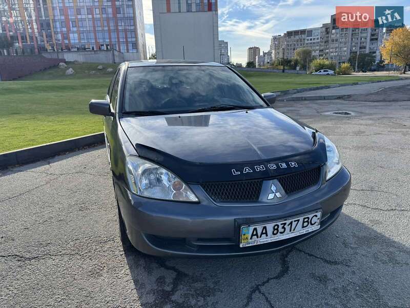 Седан Mitsubishi Lancer 2006 в Днепре