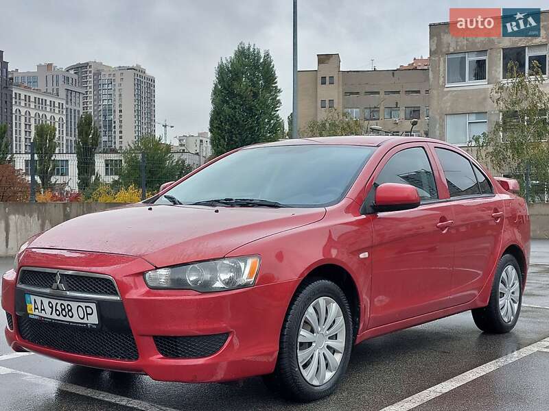 Седан Mitsubishi Lancer 2011 в 