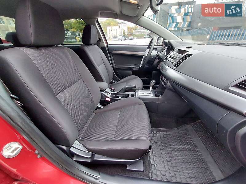 Седан Mitsubishi Lancer 2011 в Киеве фото 17 Седан Mitsubishi Lancer 2011 в Киеве