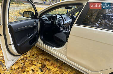 Хетчбек Mitsubishi Lancer 2008 в 