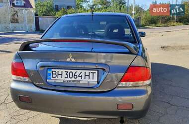 Седан Mitsubishi Lancer 2006 в  фото 7 Седан Mitsubishi Lancer 2006 в