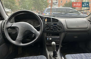 Седан Mitsubishi Lancer 1996 в 