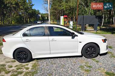 Седан Mitsubishi Lancer 2017 в 
