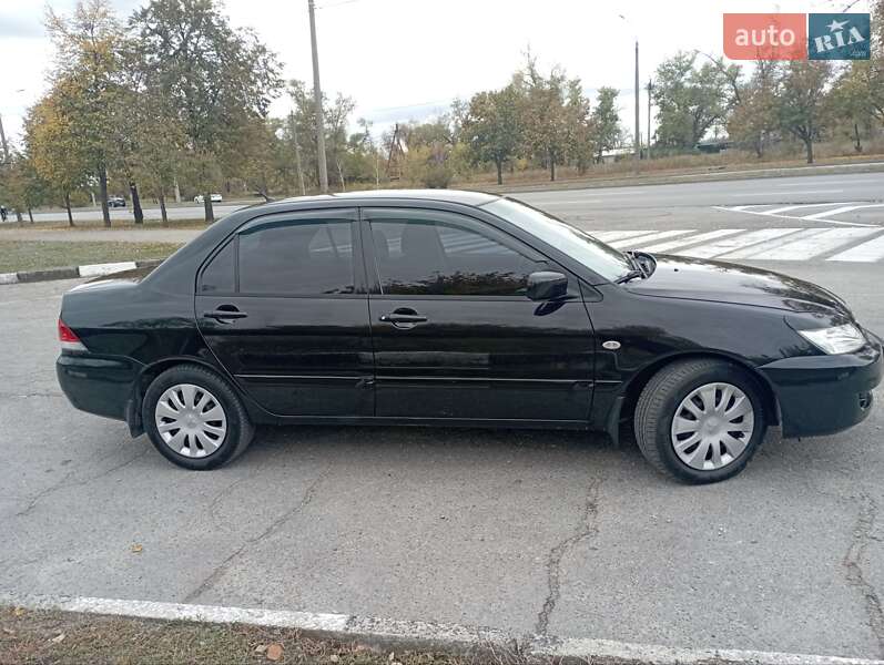 Седан Mitsubishi Lancer 2006 в Запорожье