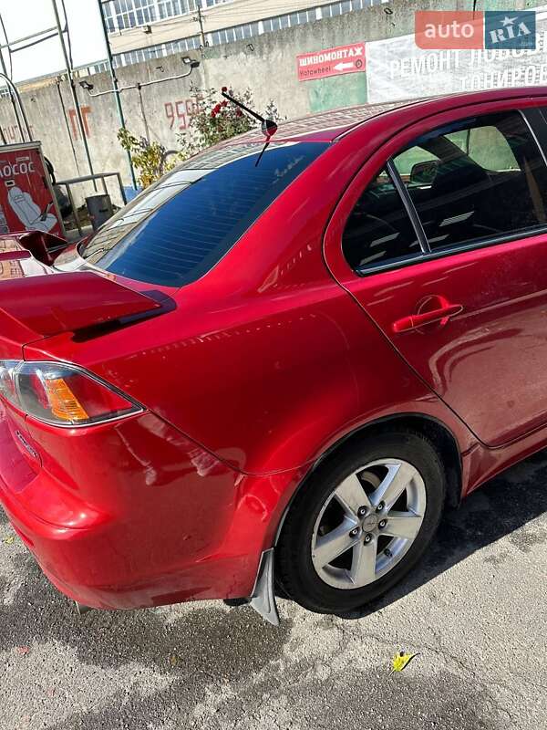 Седан Mitsubishi Lancer 2008 в Киеве