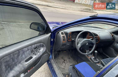 Седан Mitsubishi Lancer 1996 в  фото 10 Седан Mitsubishi Lancer 1996 в