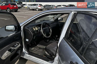 Седан Mitsubishi Lancer 2004 в 