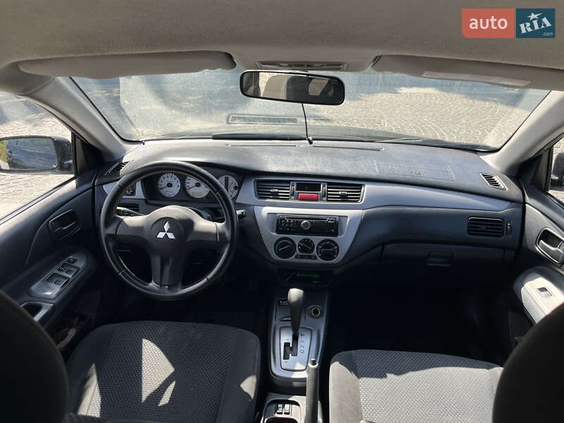 Седан Mitsubishi Lancer 2008 в Днепре