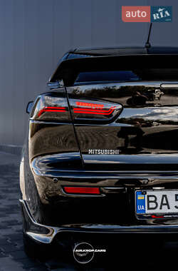 Седан Mitsubishi Lancer 2011 в 