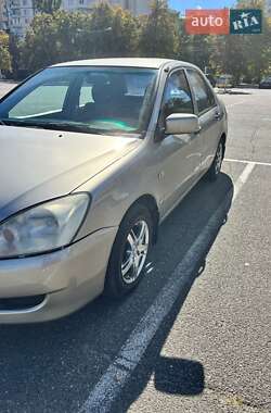 Седан Mitsubishi Lancer 2004 в Броварах