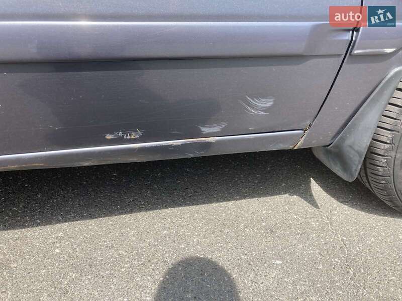 Седан Mitsubishi Lancer 2006 в Києві