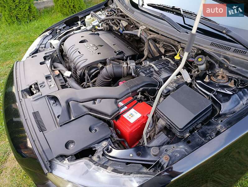 Хэтчбек Mitsubishi Lancer 2008 в Жовкве