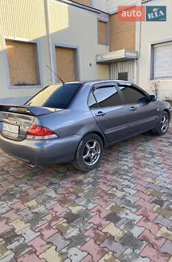 Універсал Mitsubishi Lancer 2005 в  фото 4 Універсал Mitsubishi Lancer 2005 в