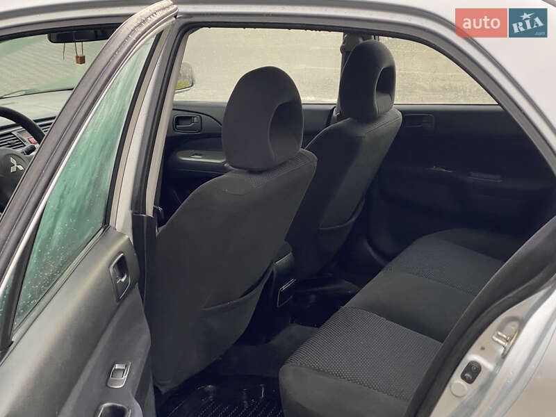 Седан Mitsubishi Lancer 2007 в Кременчуге