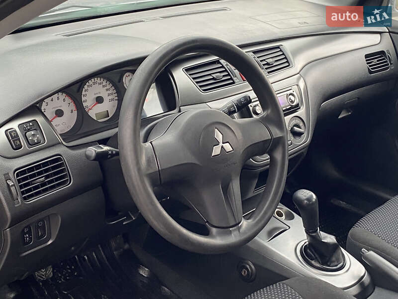 Седан Mitsubishi Lancer 2007 в Кременчуге