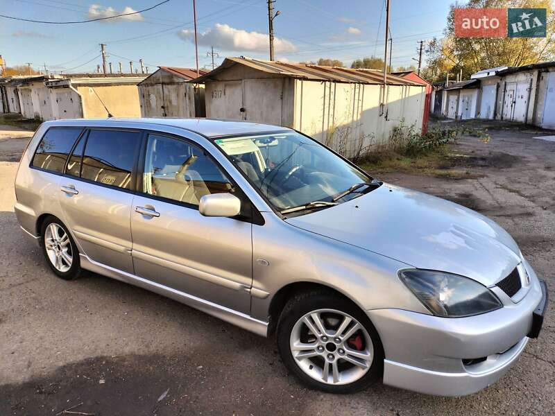 Універсал Mitsubishi Lancer 2006 в Чернівцях