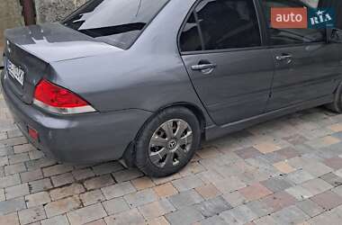 Седан Mitsubishi Lancer 2004 в 