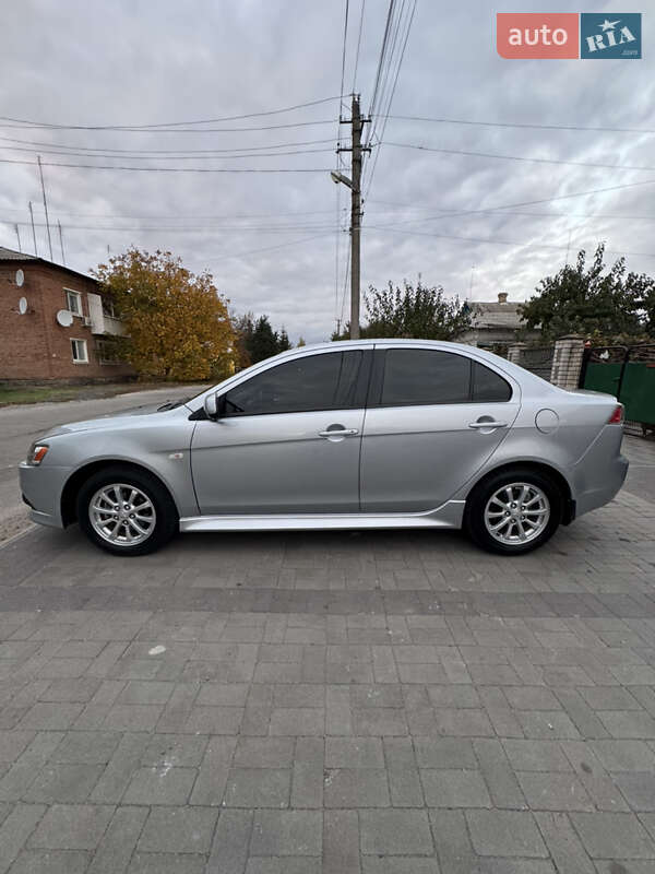 Седан Mitsubishi Lancer 2013 в Кобеляках