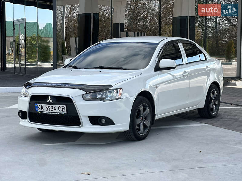 Седан Mitsubishi Lancer 2012 в Звягелі