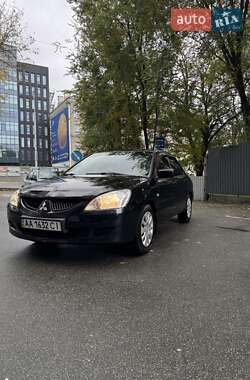 Седан Mitsubishi Lancer 2007 в Киеве