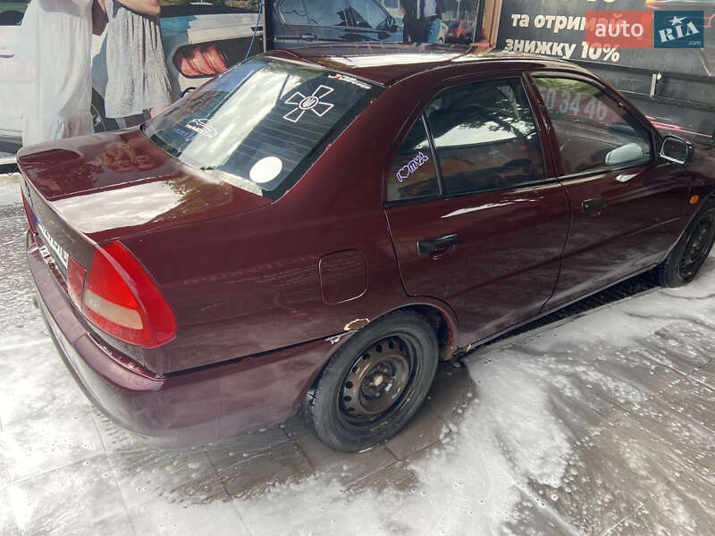 Седан Mitsubishi Lancer 1997 в Лиманському