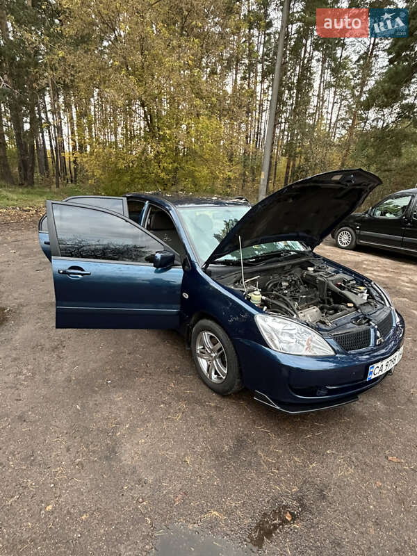 Седан Mitsubishi Lancer 2008 в Киеве фото 5 Седан Mitsubishi Lancer 2008 в Киеве
