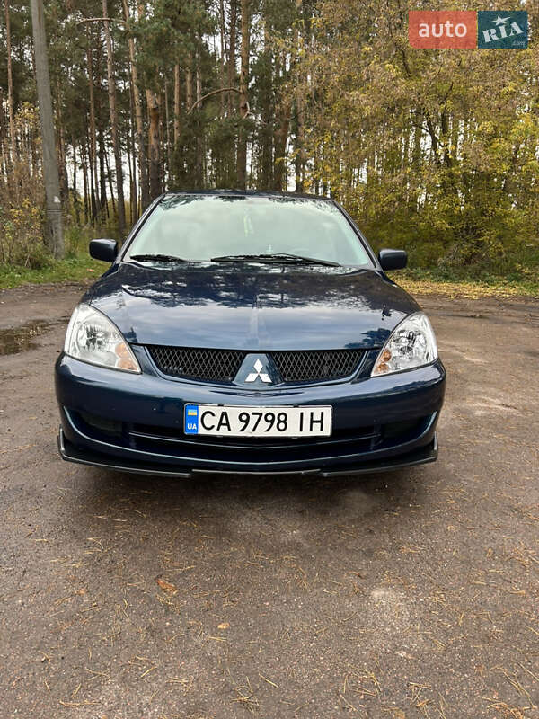 Седан Mitsubishi Lancer 2008 в Киеве фото 30 Седан Mitsubishi Lancer 2008 в Киеве