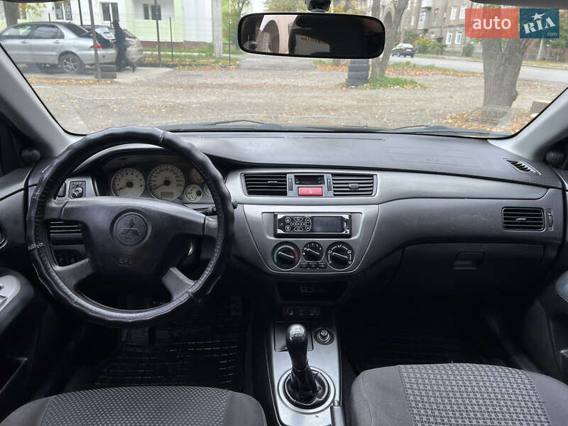 Седан Mitsubishi Lancer 2005 в Харкові