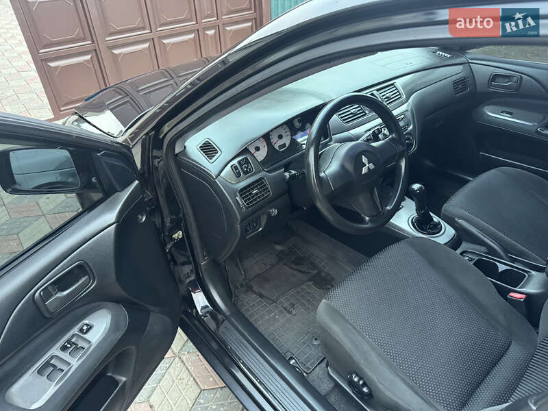 Седан Mitsubishi Lancer 2007 в Краснограде фото 9 Седан Mitsubishi Lancer 2007 в Краснограде
