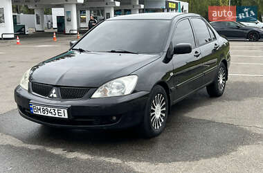 Седан Mitsubishi Lancer 2005 в  фото 4 Седан Mitsubishi Lancer 2005 в