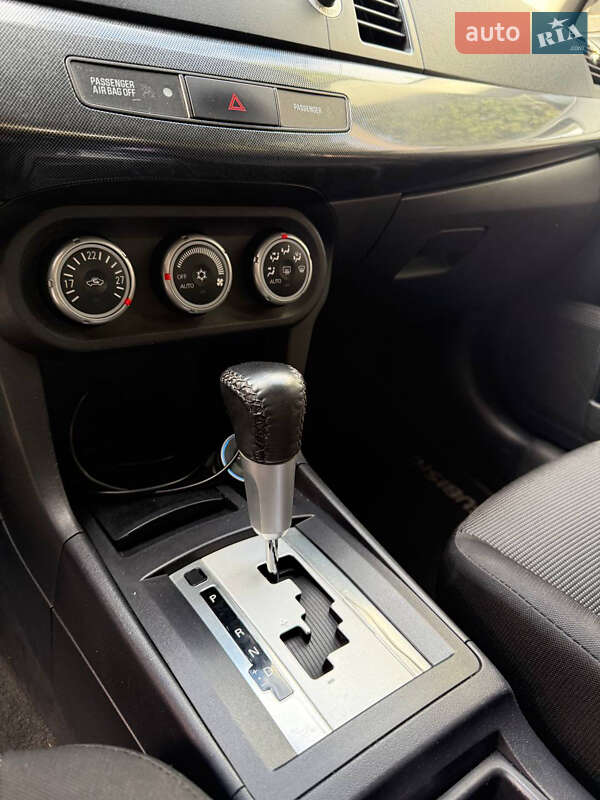 Седан Mitsubishi Lancer 2007 в Одесі