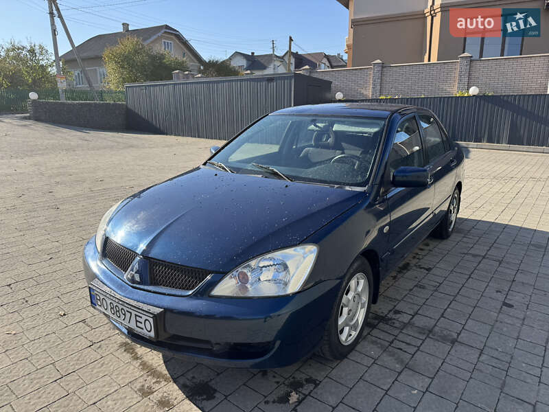 Седан Mitsubishi Lancer 2006 в  фото Седан Mitsubishi Lancer 2006 в