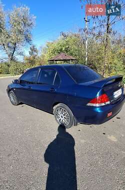 Седан Mitsubishi Lancer 2006 в  фото 13 Седан Mitsubishi Lancer 2006 в