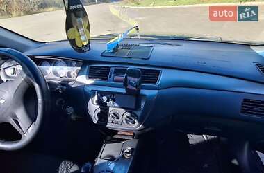 Седан Mitsubishi Lancer 2006 в  фото 17 Седан Mitsubishi Lancer 2006 в