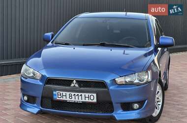 Седан Mitsubishi Lancer 2011 в  фото 3 Седан Mitsubishi Lancer 2011 в