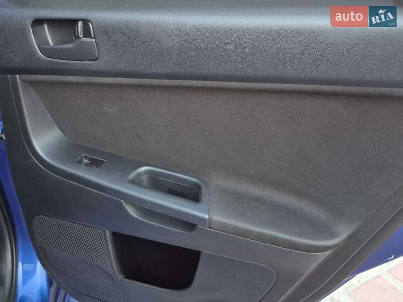 Седан Mitsubishi Lancer 2011 в Одесі фото 41 Седан Mitsubishi Lancer 2011 в Одесі