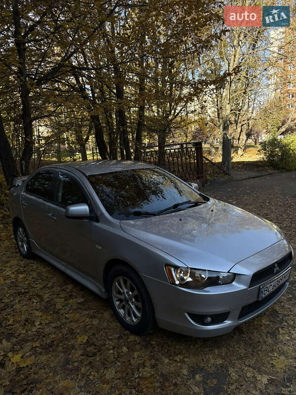 Седан Mitsubishi Lancer 2011 в Львові фото 2 Седан Mitsubishi Lancer 2011 в Львові