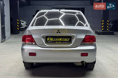 Седан Mitsubishi Lancer 2008 в Черновцах