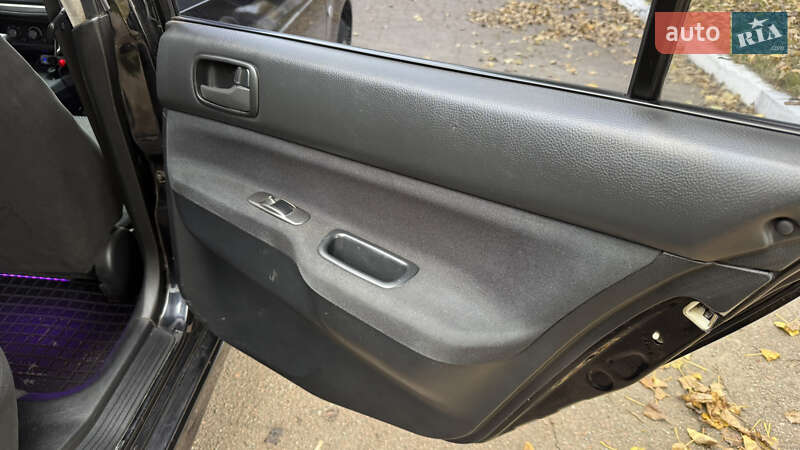 Седан Mitsubishi Lancer 2006 в Києві фото 18 Седан Mitsubishi Lancer 2006 в Києві