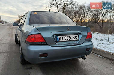 Седан Mitsubishi Lancer 2006 в  фото 4 Седан Mitsubishi Lancer 2006 в