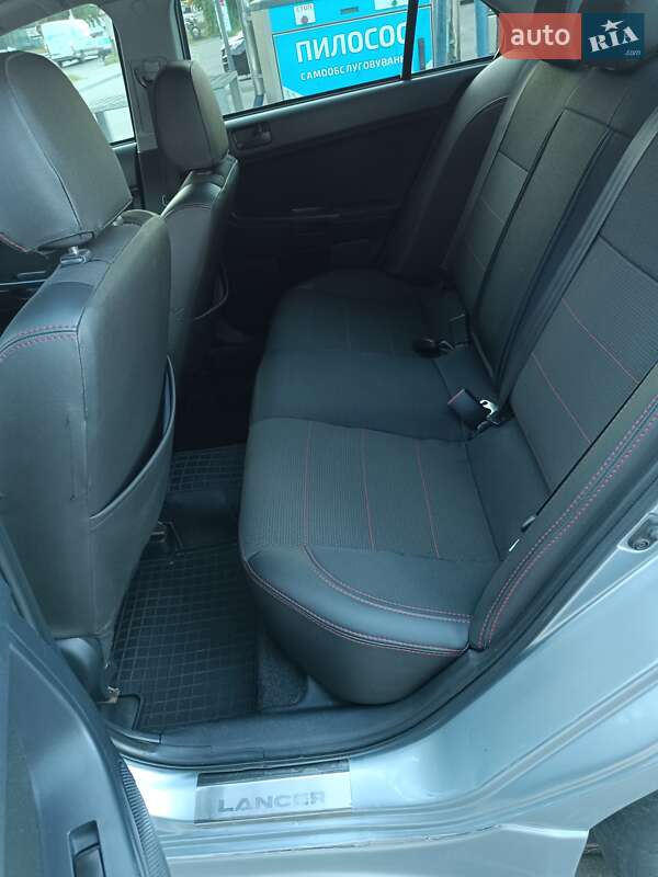 Седан Mitsubishi Lancer 2008 в Днепре